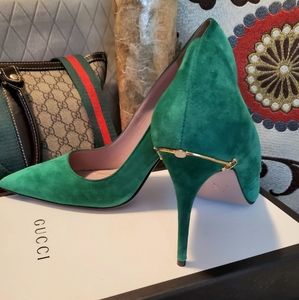gucci green velvet heels